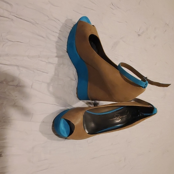 Wedge heels - Picture 2 of 3